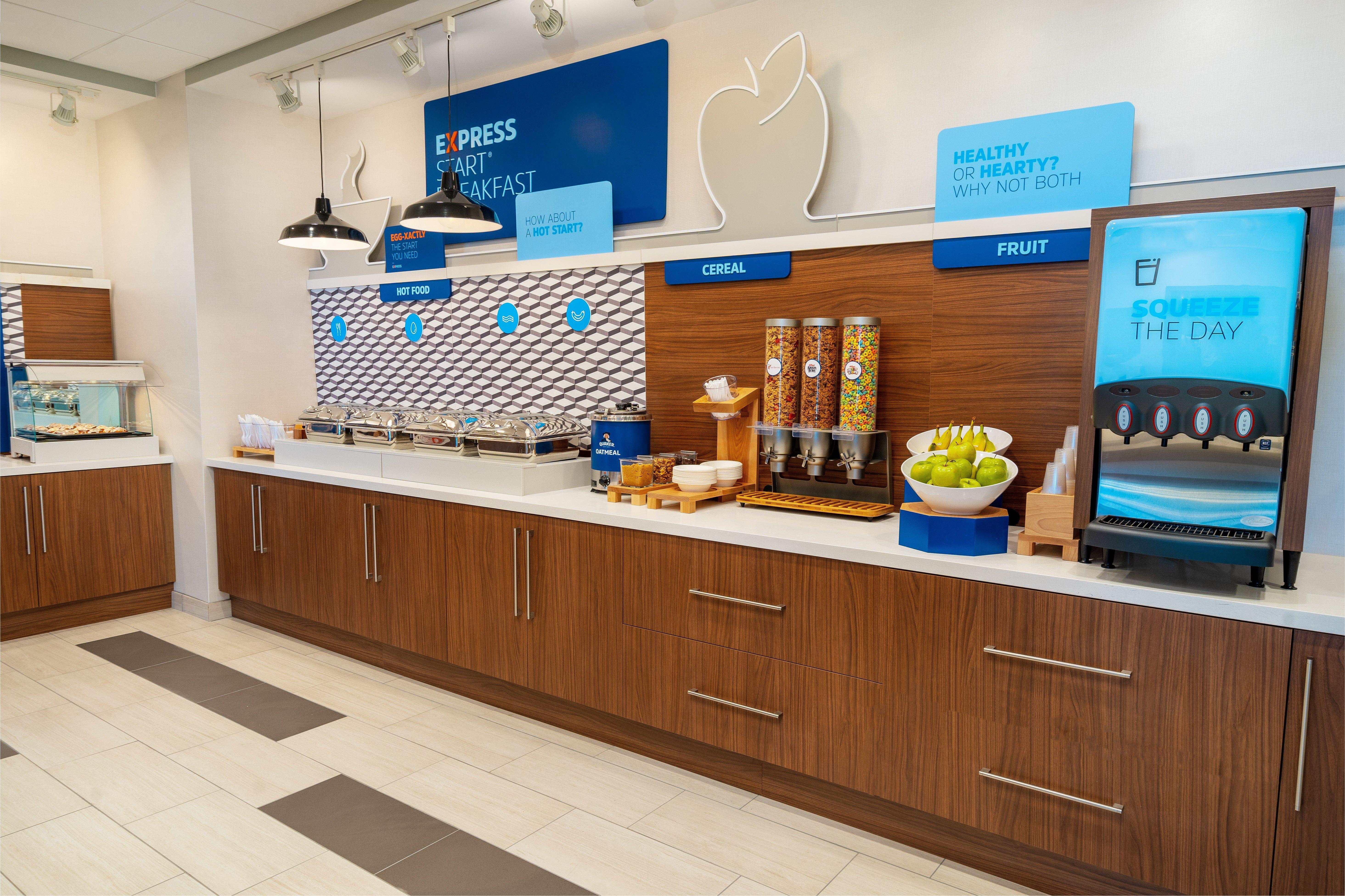 Holiday Inn Express & Suites - Las Vegas - E Tropicana By Ihg Екстер'єр фото