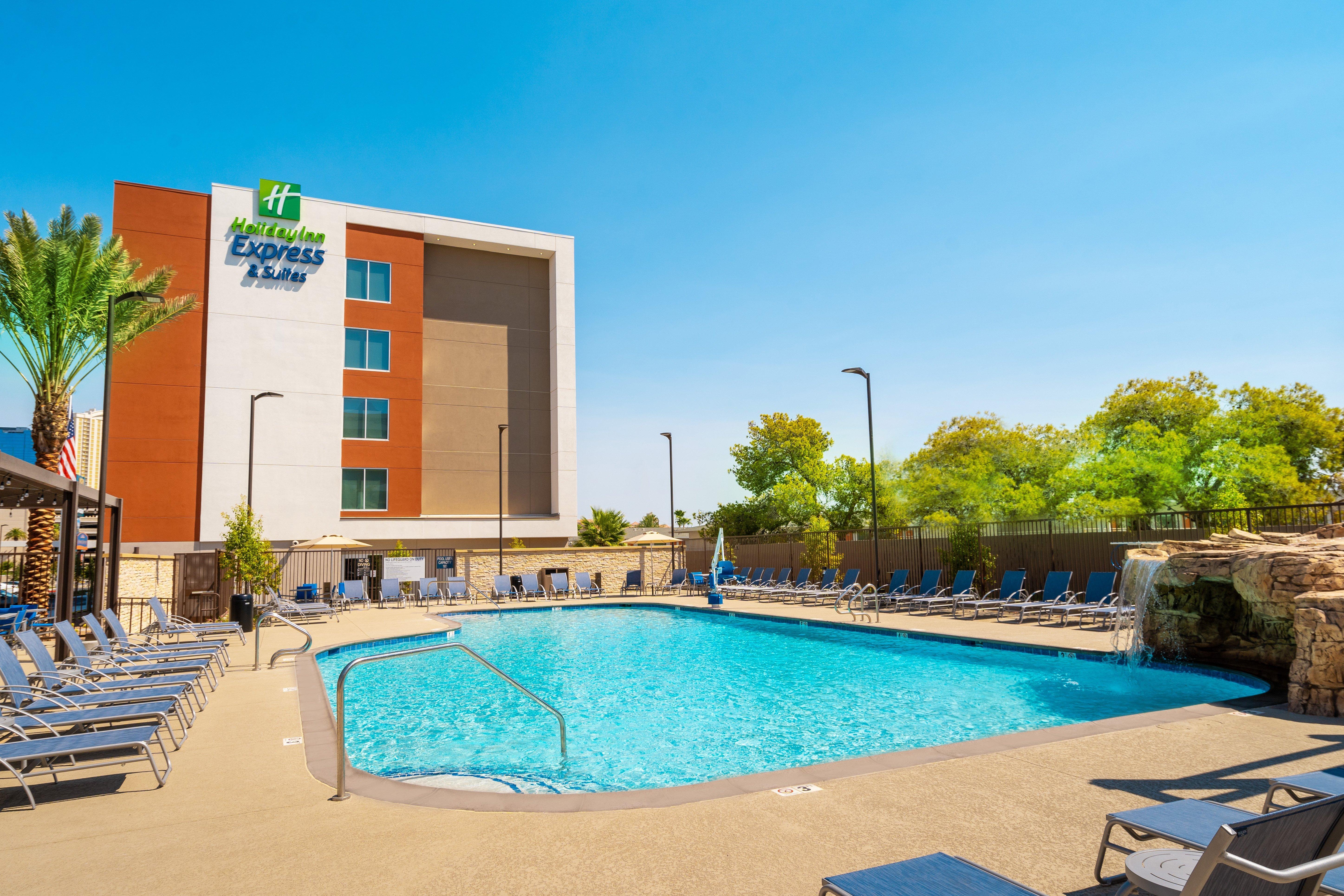 Holiday Inn Express & Suites - Las Vegas - E Tropicana By Ihg Екстер'єр фото