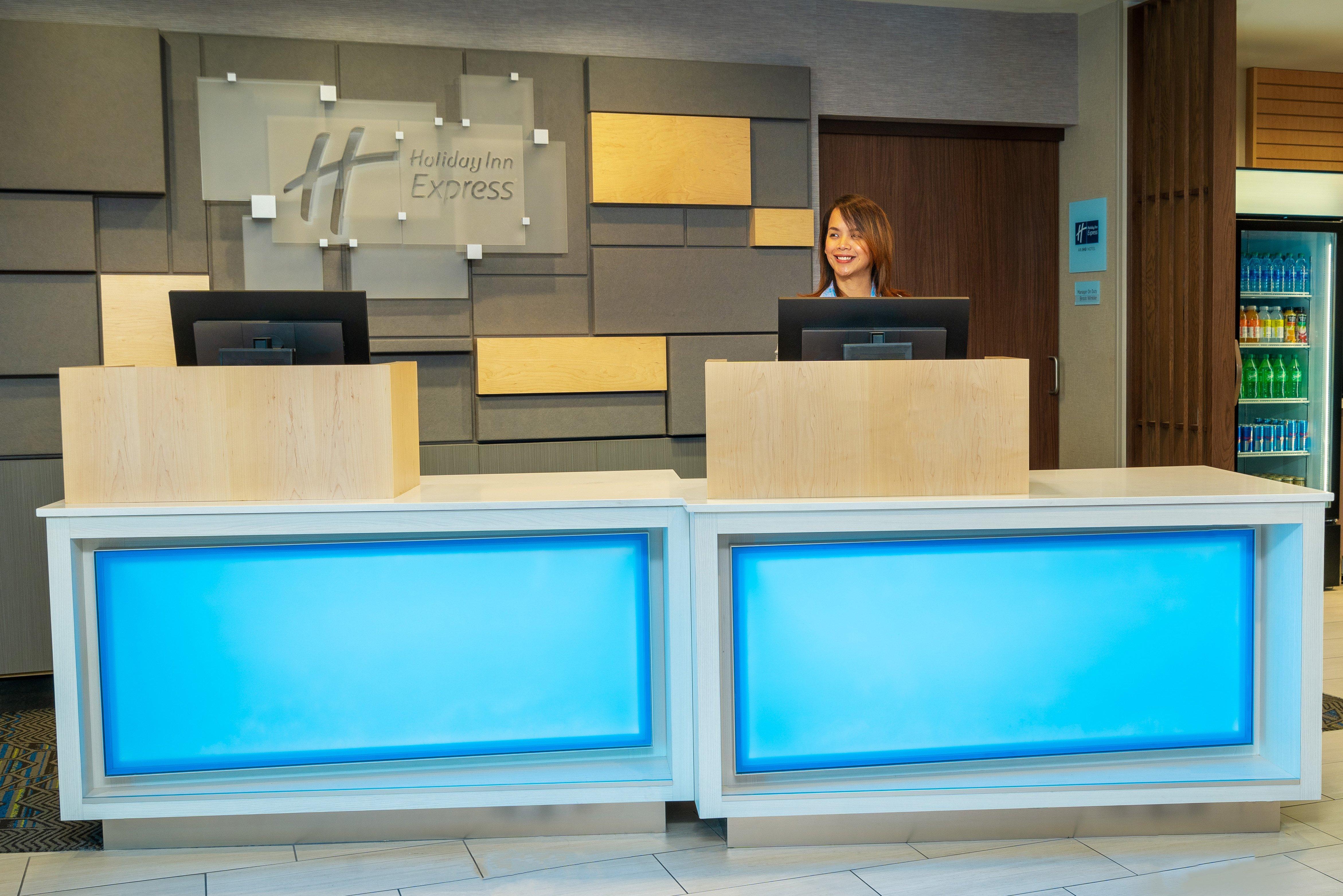 Holiday Inn Express & Suites - Las Vegas - E Tropicana By Ihg Екстер'єр фото